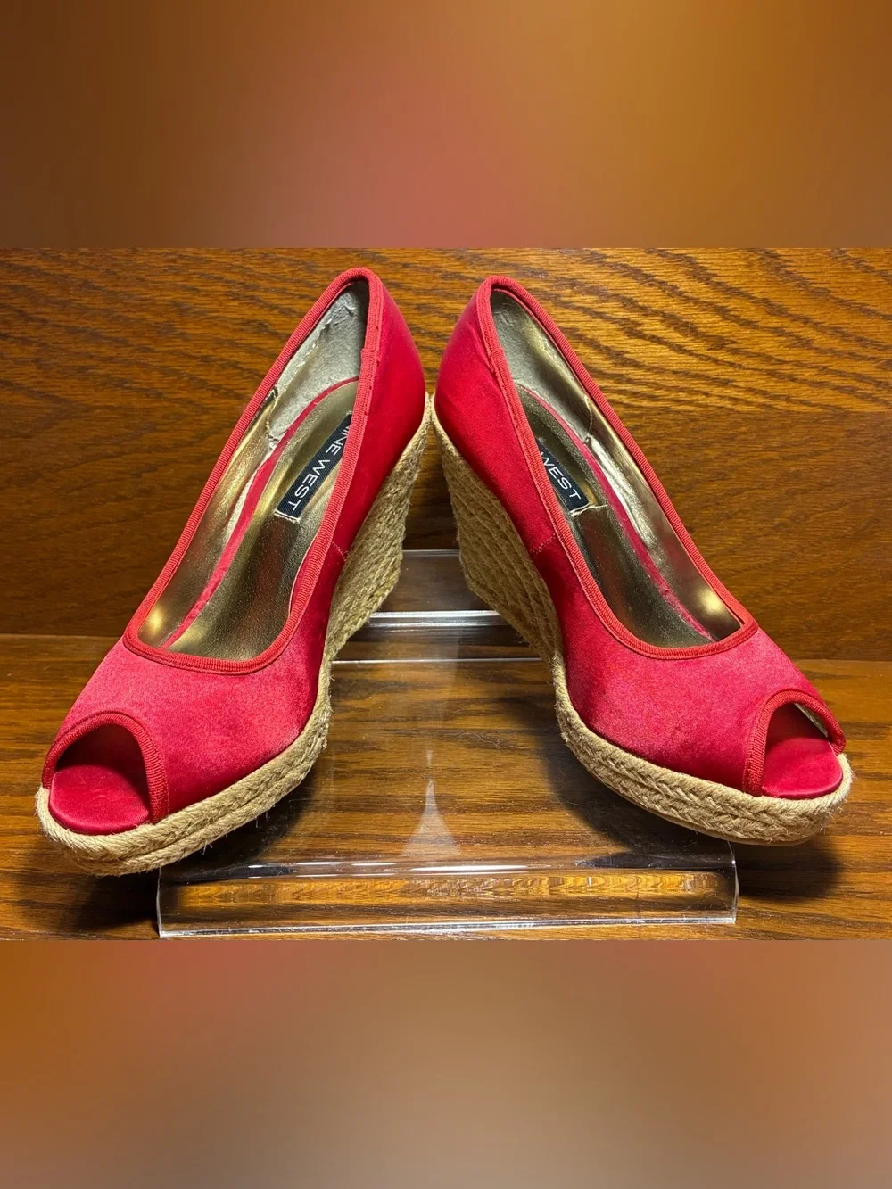 Nine West Red Satin Espadrille Peep Toe Wedges Size 8